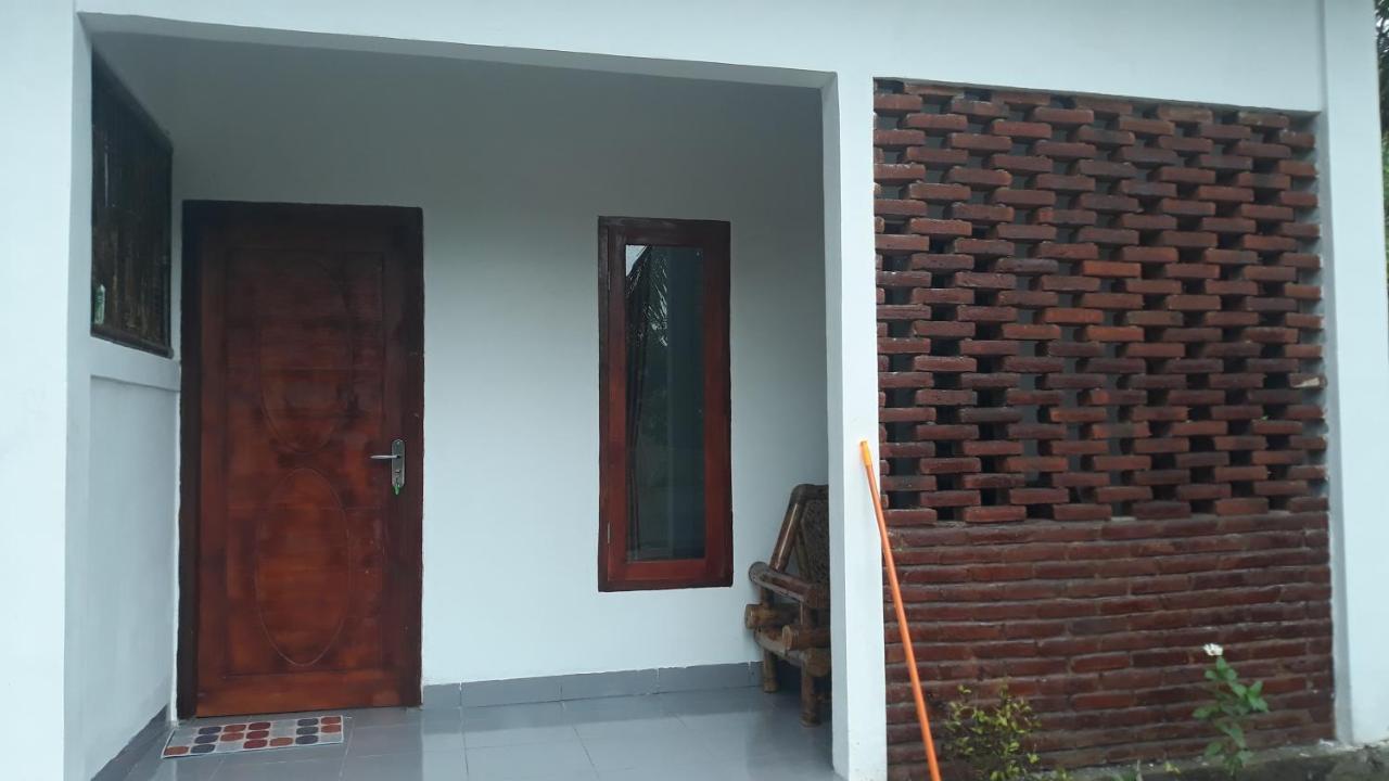 Mandalika Homestay Kuta  Rom bilde